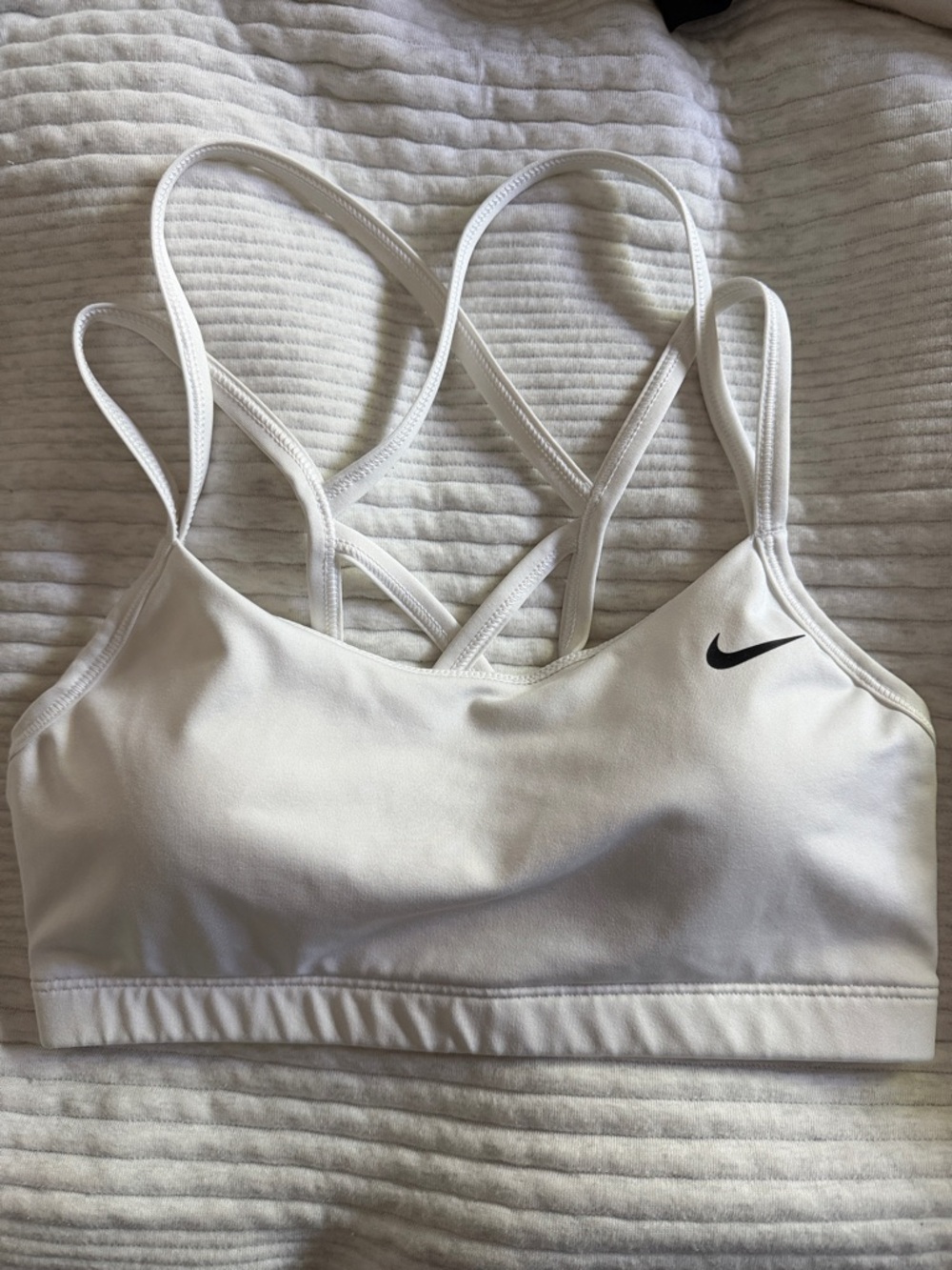 Nike White Crisscross Strappy Sports Bra - Medium